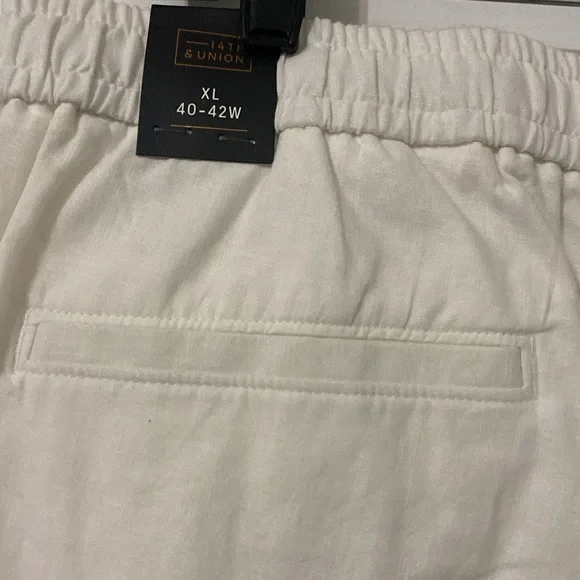 Men’s White Pants - Picture 5 of 5